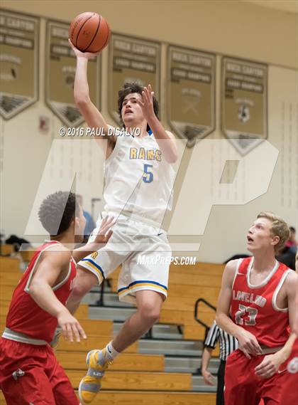 Thumbnail 2 in Liberty vs. Loveland photogallery.