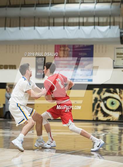 Thumbnail 2 in Liberty vs. Loveland photogallery.