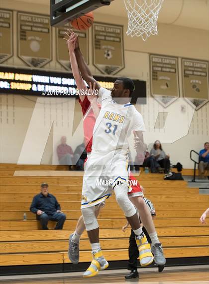 Thumbnail 3 in Liberty vs. Loveland photogallery.