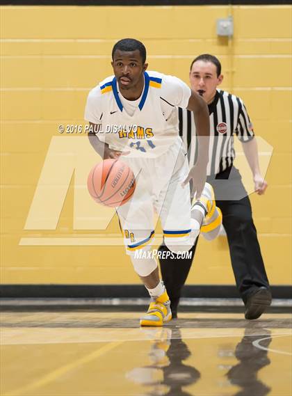 Thumbnail 2 in Liberty vs. Loveland photogallery.