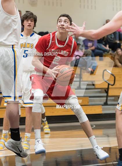 Thumbnail 3 in Liberty vs. Loveland photogallery.