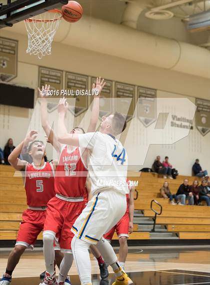 Thumbnail 3 in Liberty vs. Loveland photogallery.