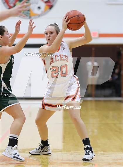 Thumbnail 2 in Fisher Catholic @ Amanda-Clearcreek photogallery.
