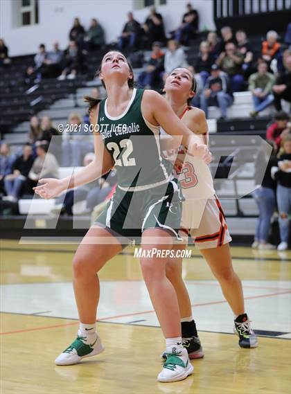 Thumbnail 1 in Fisher Catholic @ Amanda-Clearcreek photogallery.