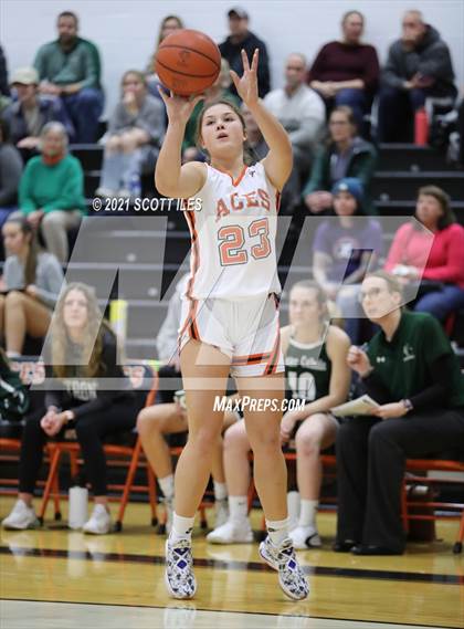 Thumbnail 3 in Fisher Catholic @ Amanda-Clearcreek photogallery.
