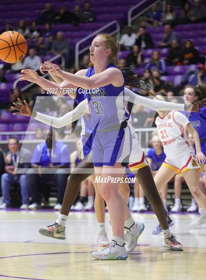 Thumbnail 1 in Carbon vs. Judge Memorial (UHSAA 3A Quarterfinal) photogallery.