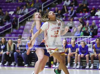 Thumbnail 2 in Carbon vs. Judge Memorial (UHSAA 3A Quarterfinal) photogallery.
