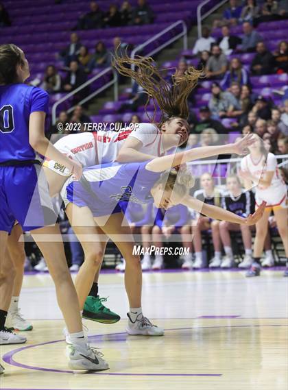 Thumbnail 2 in Carbon vs. Judge Memorial (UHSAA 3A Quarterfinal) photogallery.