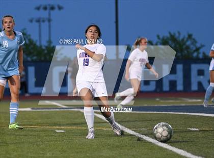 Thumbnail 2 in Cherry Creek @ Valor Christian (CHSAA 5A Q-Final) photogallery.
