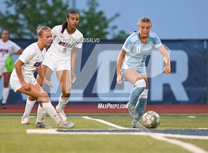Thumbnail 3 in Cherry Creek @ Valor Christian (CHSAA 5A Q-Final) photogallery.