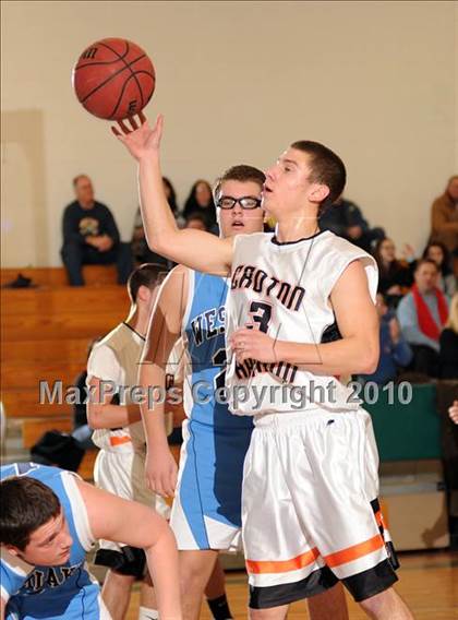 Thumbnail 2 in Croton-Harmon vs. Westlake (Putnam Challenge) photogallery.