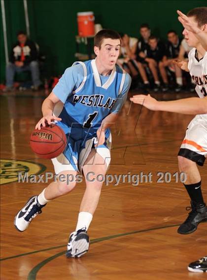 Thumbnail 2 in Croton-Harmon vs. Westlake (Putnam Challenge) photogallery.