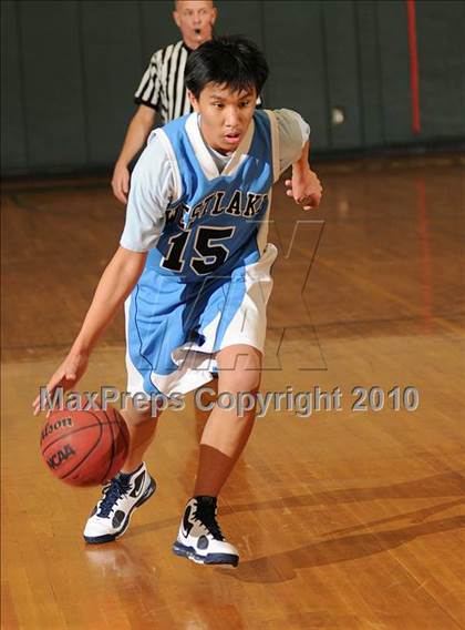 Thumbnail 2 in Croton-Harmon vs. Westlake (Putnam Challenge) photogallery.