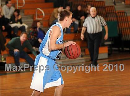 Thumbnail 2 in Croton-Harmon vs. Westlake (Putnam Challenge) photogallery.