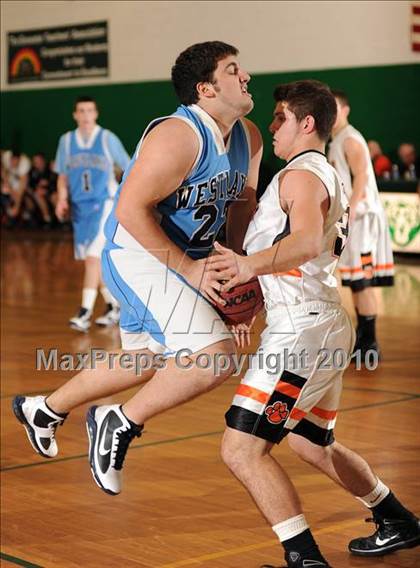 Thumbnail 1 in Croton-Harmon vs. Westlake (Putnam Challenge) photogallery.