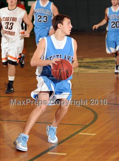 Thumbnail 1 in Croton-Harmon vs. Westlake (Putnam Challenge) photogallery.