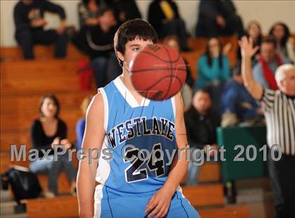 Thumbnail 3 in Croton-Harmon vs. Westlake (Putnam Challenge) photogallery.