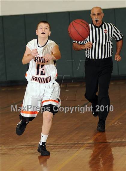 Thumbnail 2 in Croton-Harmon vs. Westlake (Putnam Challenge) photogallery.