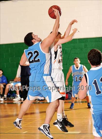 Thumbnail 1 in Croton-Harmon vs. Westlake (Putnam Challenge) photogallery.