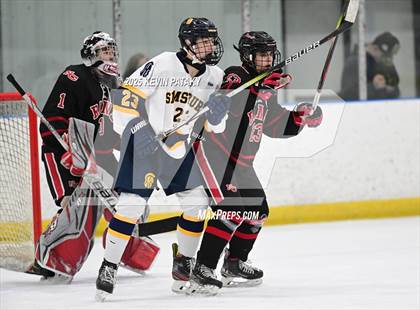 Thumbnail 2 in New Canaan @ Simsbury photogallery.