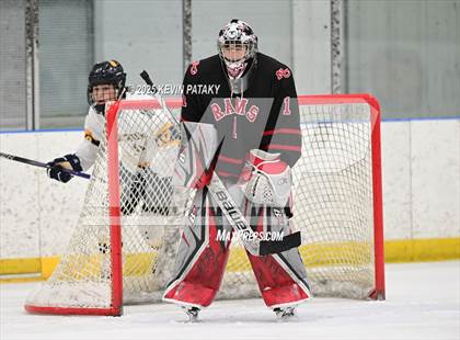 Thumbnail 2 in New Canaan @ Simsbury photogallery.