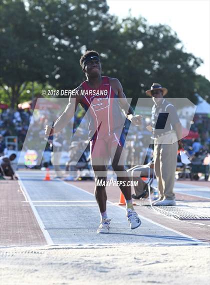 Thumbnail 2 in CIF State Track and Field Championships (Boys Triple Jump Qualifying) photogallery.
