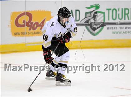 Thumbnail 3 in Iona Prep @ St. Anthony's (Islanders Nassau Coliseum Series) photogallery.