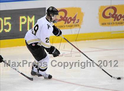 Thumbnail 1 in Iona Prep @ St. Anthony's (Islanders Nassau Coliseum Series) photogallery.