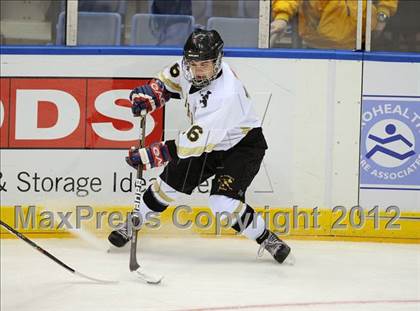 Thumbnail 1 in Iona Prep @ St. Anthony's (Islanders Nassau Coliseum Series) photogallery.