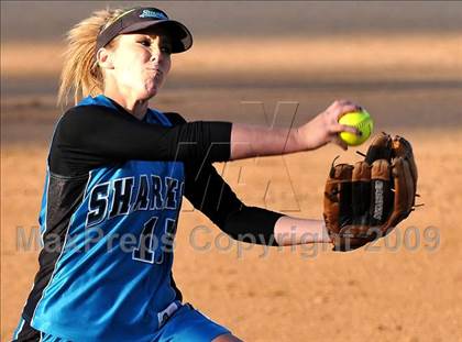 Thumbnail 1 in Santiago vs Norco (CIF SS D1 Final) photogallery.