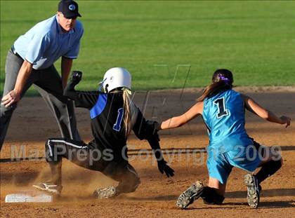 Thumbnail 1 in Santiago vs Norco (CIF SS D1 Final) photogallery.