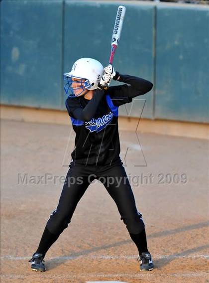 Thumbnail 1 in Santiago vs Norco (CIF SS D1 Final) photogallery.