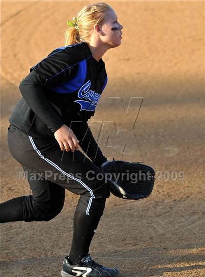 Thumbnail 1 in Santiago vs Norco (CIF SS D1 Final) photogallery.