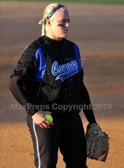Thumbnail 1 in Santiago vs Norco (CIF SS D1 Final) photogallery.