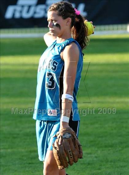Thumbnail 3 in Santiago vs Norco (CIF SS D1 Final) photogallery.