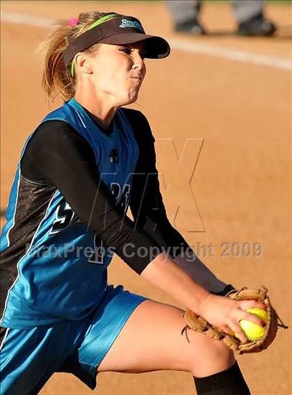 Thumbnail 3 in Santiago vs Norco (CIF SS D1 Final) photogallery.