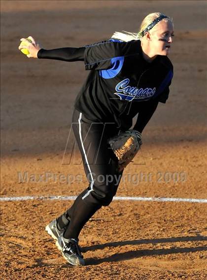 Thumbnail 1 in Santiago vs Norco (CIF SS D1 Final) photogallery.