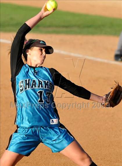 Thumbnail 2 in Santiago vs Norco (CIF SS D1 Final) photogallery.