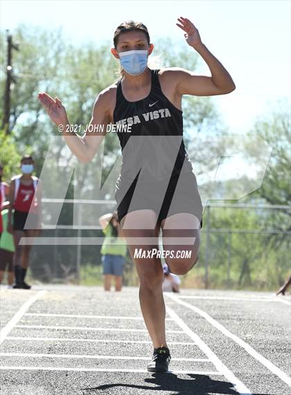Thumbnail 1 in NMAA 2A District 5 Championships photogallery.