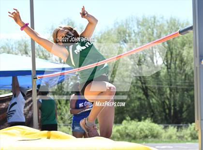 Thumbnail 1 in NMAA 2A District 5 Championships photogallery.
