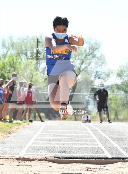 Thumbnail 2 in NMAA 2A District 5 Championships photogallery.