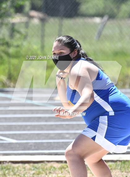 Thumbnail 1 in NMAA 2A District 5 Championships photogallery.
