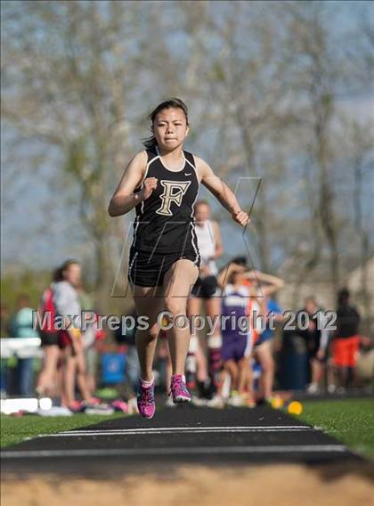 Thumbnail 3 in Wolverine Track Classic (Girls) photogallery.