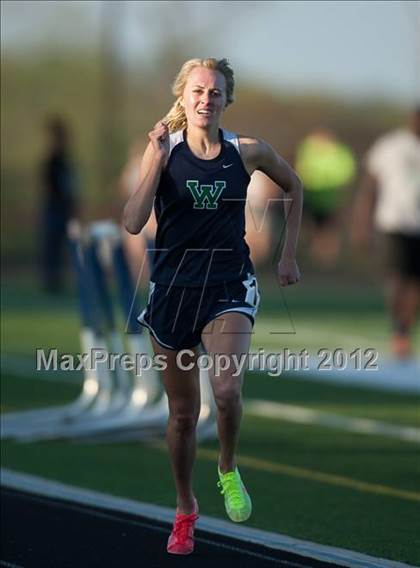 Thumbnail 3 in Wolverine Track Classic (Girls) photogallery.
