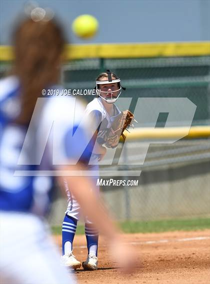 Thumbnail 2 in O'Connor vs MacArthur [Douglas] (UIL 6A Bi District) photogallery.
