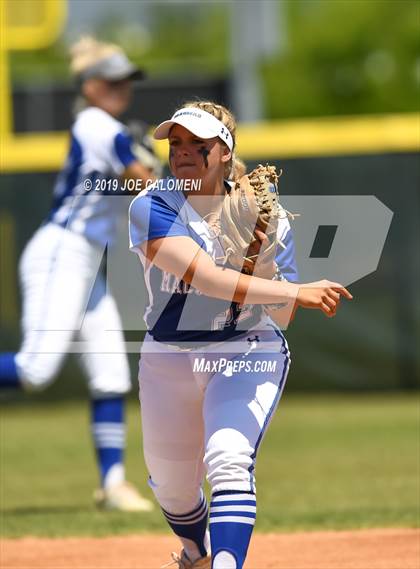 Thumbnail 2 in O'Connor vs MacArthur [Douglas] (UIL 6A Bi District) photogallery.