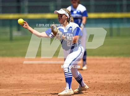Thumbnail 1 in O'Connor vs MacArthur [Douglas] (UIL 6A Bi District) photogallery.