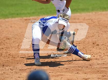 Thumbnail 2 in O'Connor vs MacArthur [Douglas] (UIL 6A Bi District) photogallery.