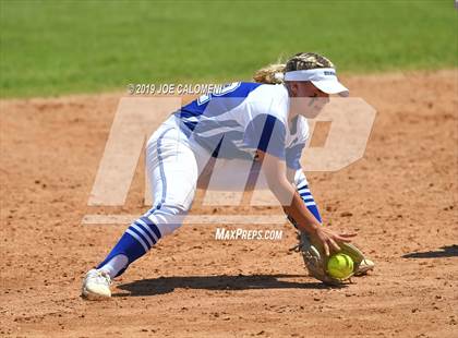 Thumbnail 2 in O'Connor vs MacArthur [Douglas] (UIL 6A Bi District) photogallery.