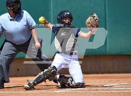 Thumbnail 2 in O'Connor vs MacArthur [Douglas] (UIL 6A Bi District) photogallery.
